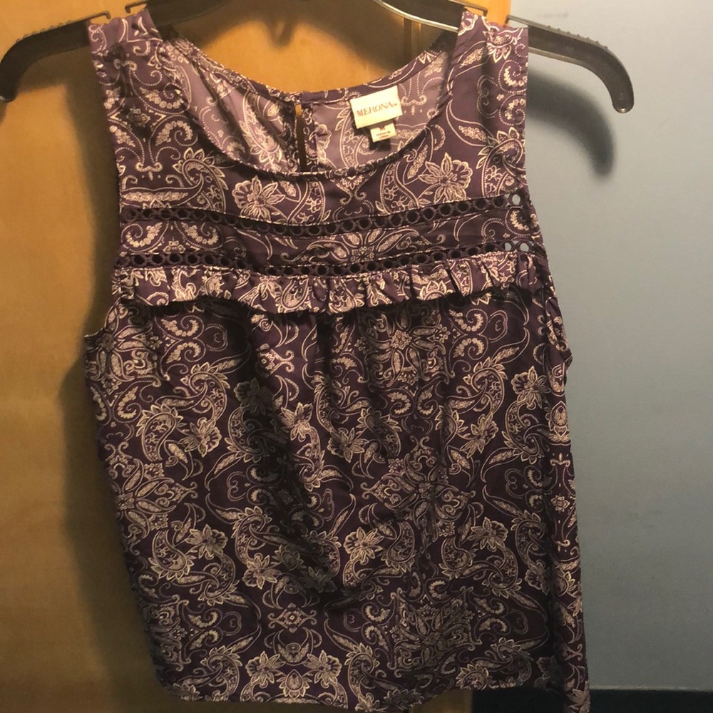 purple blouse